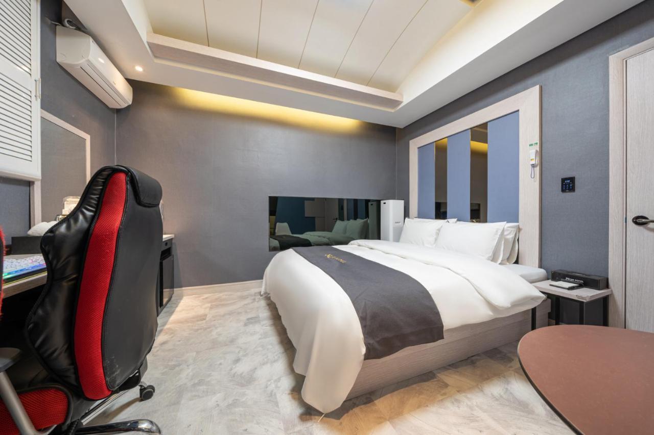 סוואן The Nox Hotel מראה חיצוני תמונה